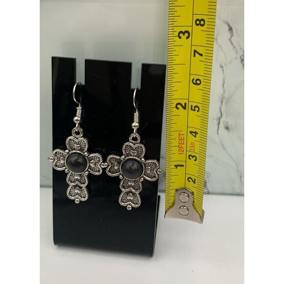 NWT Black Stone & Silver Tone Cross Pierced Earrings Boho Whimsygoth Southwest - Picture 4 of 4